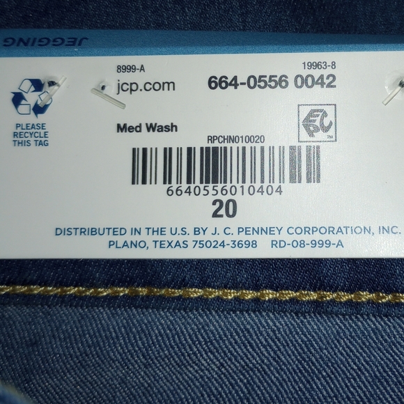 NWT ARIZONA JEAN CO - Plus 20 JUNIORS Medium Wash Denim Jeans  77% Cotton - Picture 12 of 13